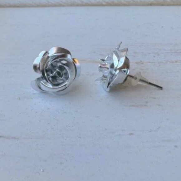 Silver Rose Stud Earrings - Picture 1 of 2